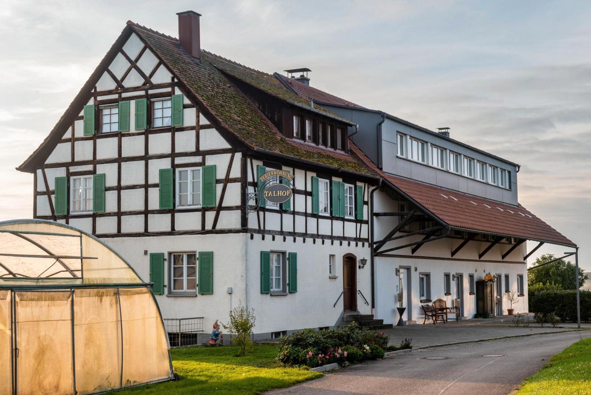 Pension Zum Talhof Райхенау Екстериор снимка